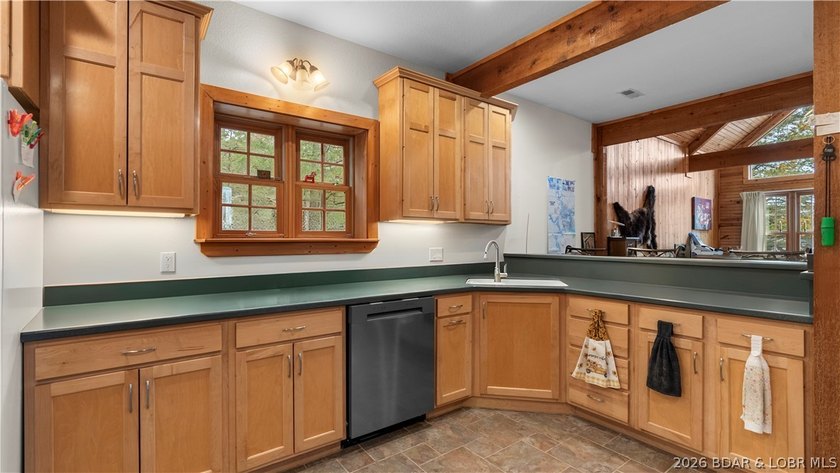 Welcome to this enchanting rustic retreat nestled within the - photo 20