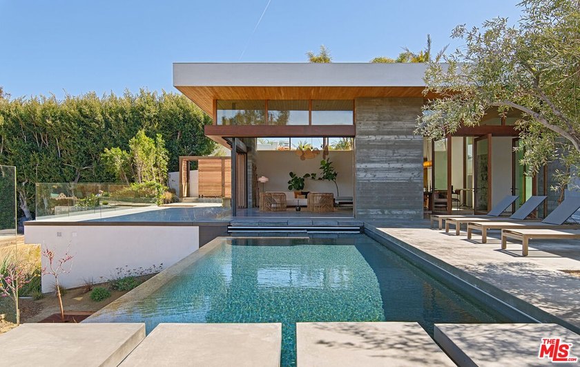 A new contemporary, this Point Dume residence designed by - photo 24