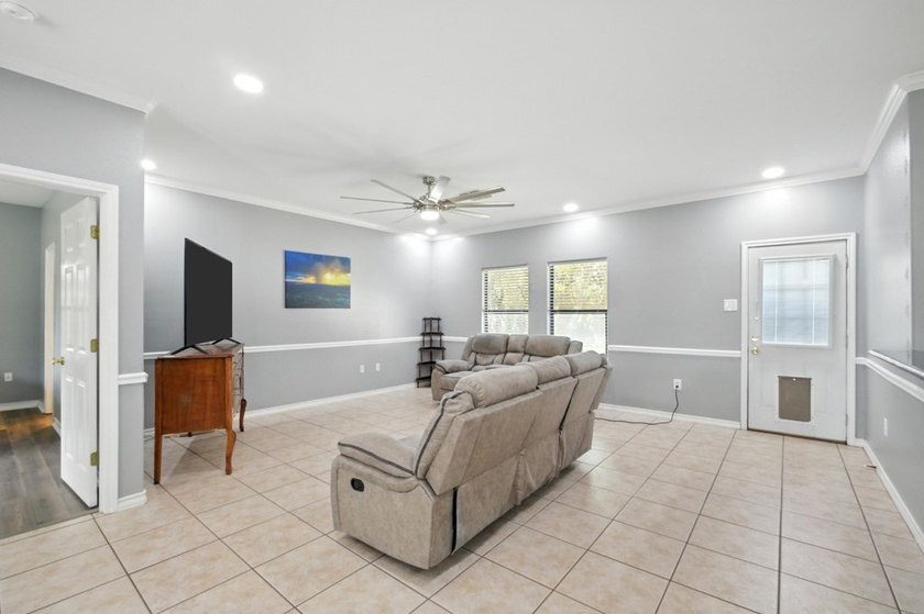Welcome to your coastal retreat! This 3-bedroom, 2-bath beach - photo 7