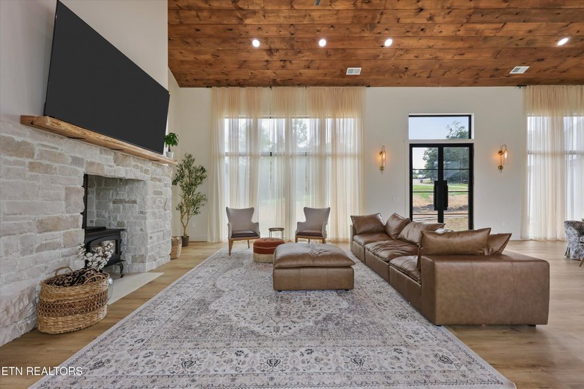 Set on 5.59 acres, this new custom ranch offers a beautiful - photo 3