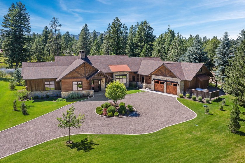 Set within the exclusive, gated enclave of the historic Kootenai - photo 11