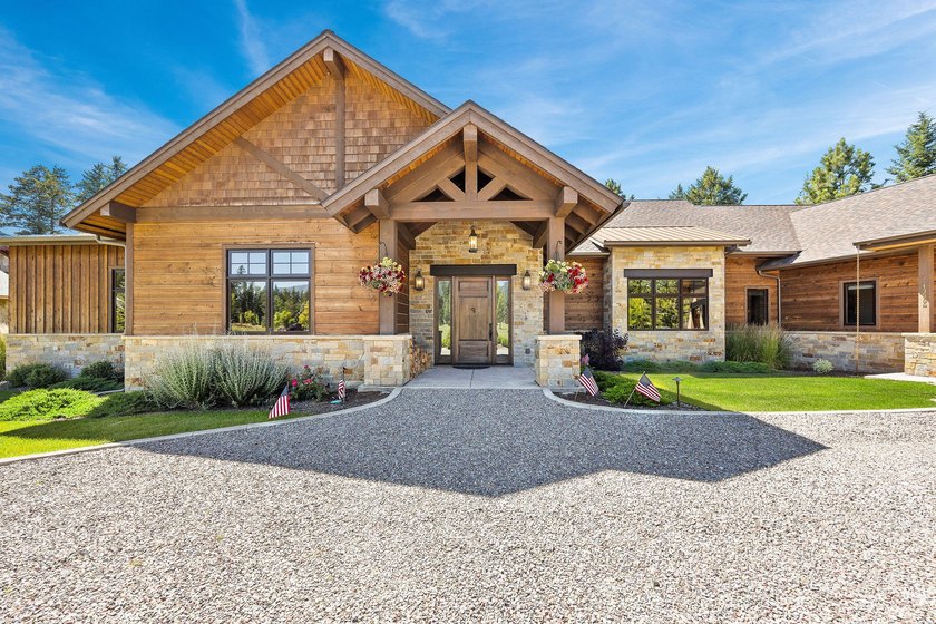 Set within the exclusive, gated enclave of the historic Kootenai - photo 13