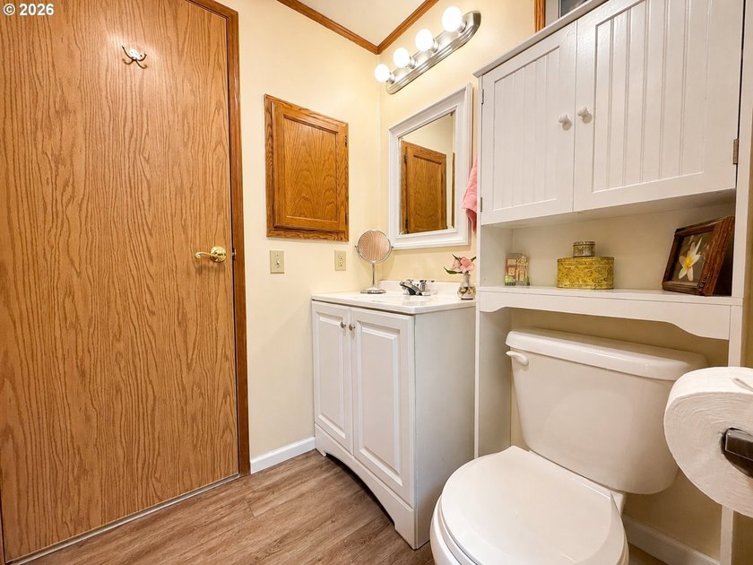 Enjoy coastal living in this well-maintained double-wide - photo 23