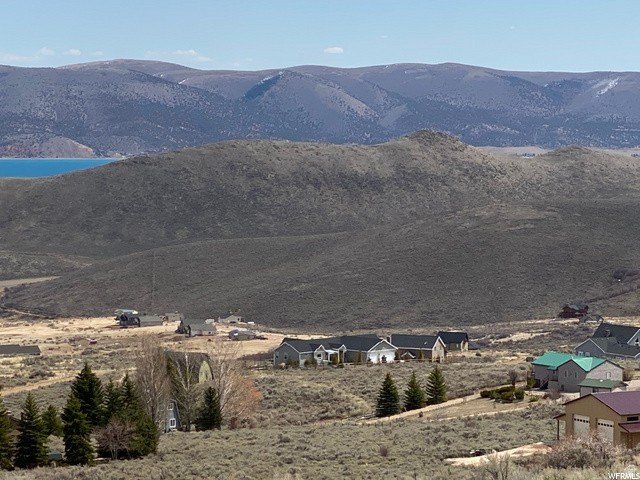 Large 1.08-acre beautiful building lot with amazing lake &amp; - photo 8