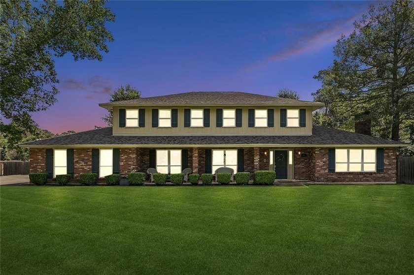 Walk up to a beautiful, traditional style home with front porch - photo 30