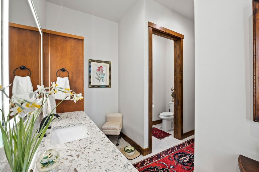 Set within the exclusive, gated enclave of the historic Kootenai - photo 36