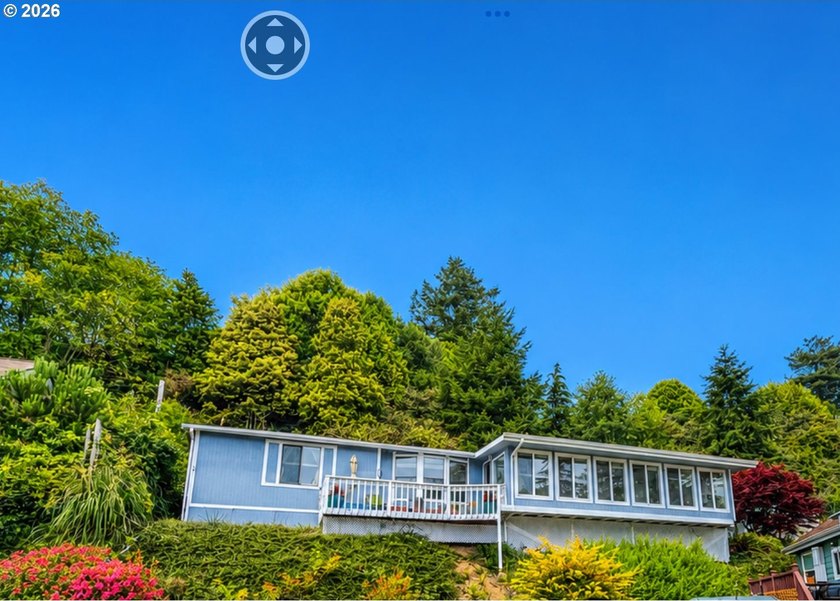 Enjoy coastal living in this well-maintained double-wide - photo 39