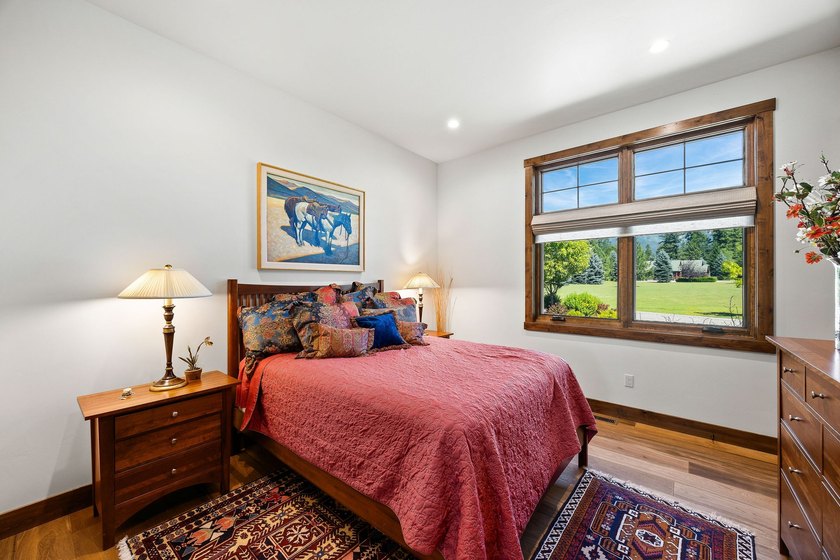 Set within the exclusive, gated enclave of the historic Kootenai - photo 40