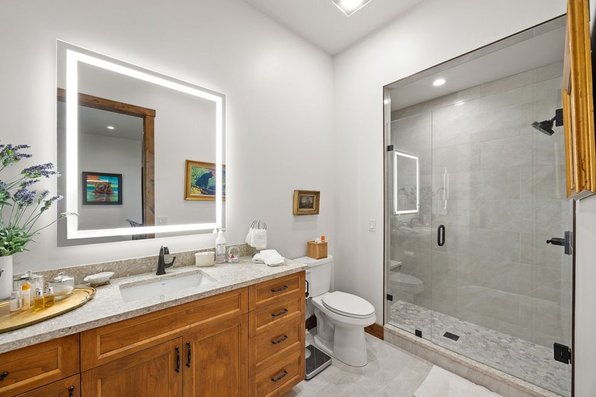 Set within the exclusive, gated enclave of the historic Kootenai - photo 45