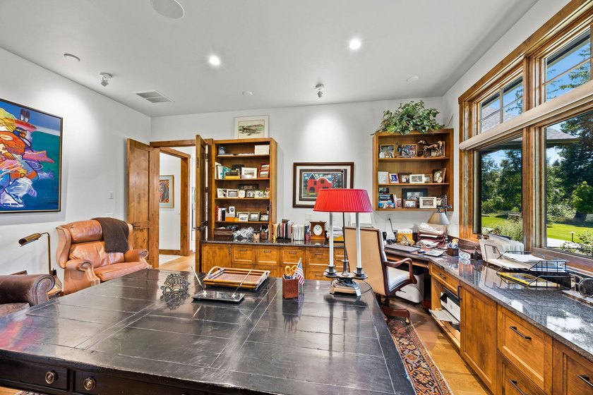 Set within the exclusive, gated enclave of the historic Kootenai - photo 47