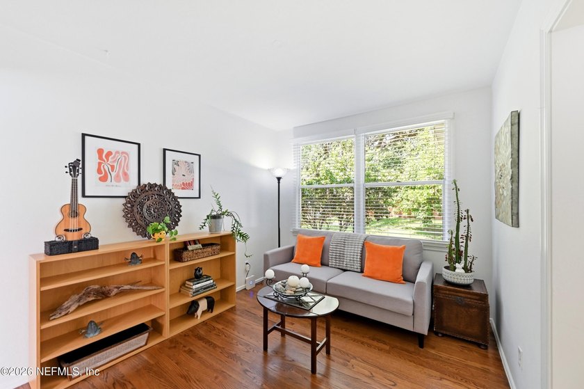 Welcome home! This incredibly well-updated bungalow is available - photo 22