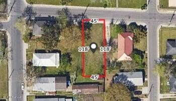 Great lot in the heart of Biloxi close to all of the casinos and - photo 4