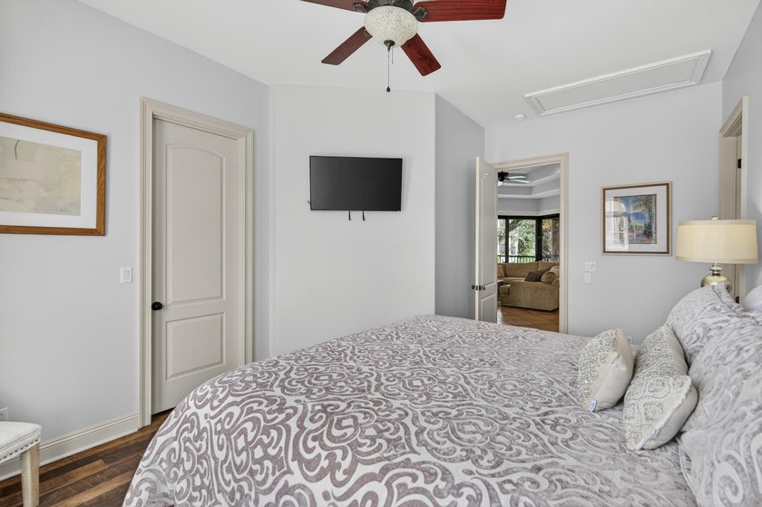The Oasis at St. Tropez is a stunning two-story - photo 19