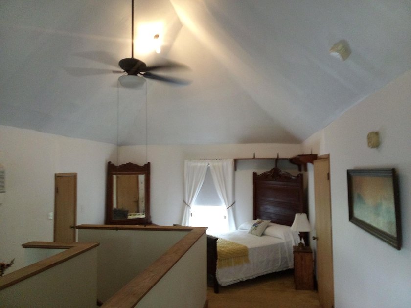 Farmhouse with acreage! Motivated Seller! Make offer on all or - photo 35