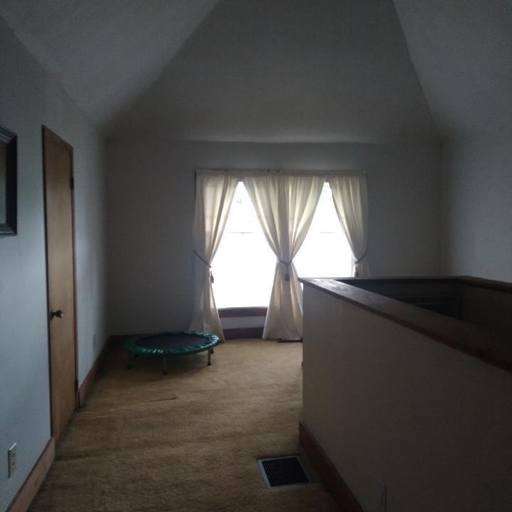 Farmhouse with acreage! Motivated Seller! Make offer on all or - photo 36