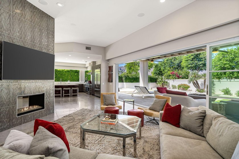 Completely renovated and beautifully reimagined, 79515 Mandarina - photo 9