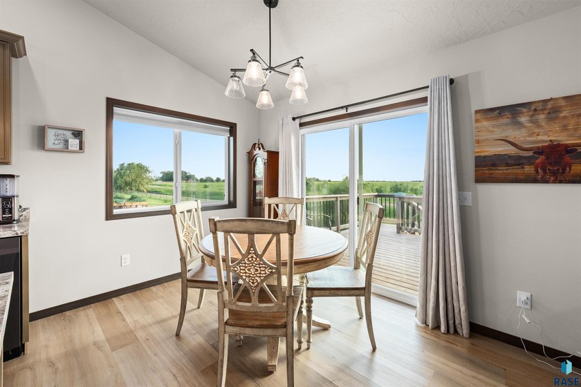 Welcome to this beautifully custom-built 2020 ranch, ideally - photo 17