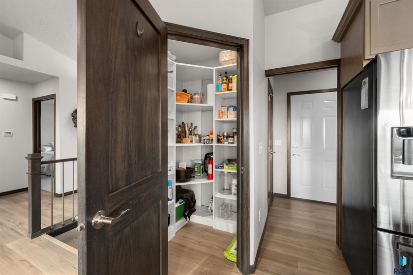 Welcome to this beautifully custom-built 2020 ranch, ideally - photo 25
