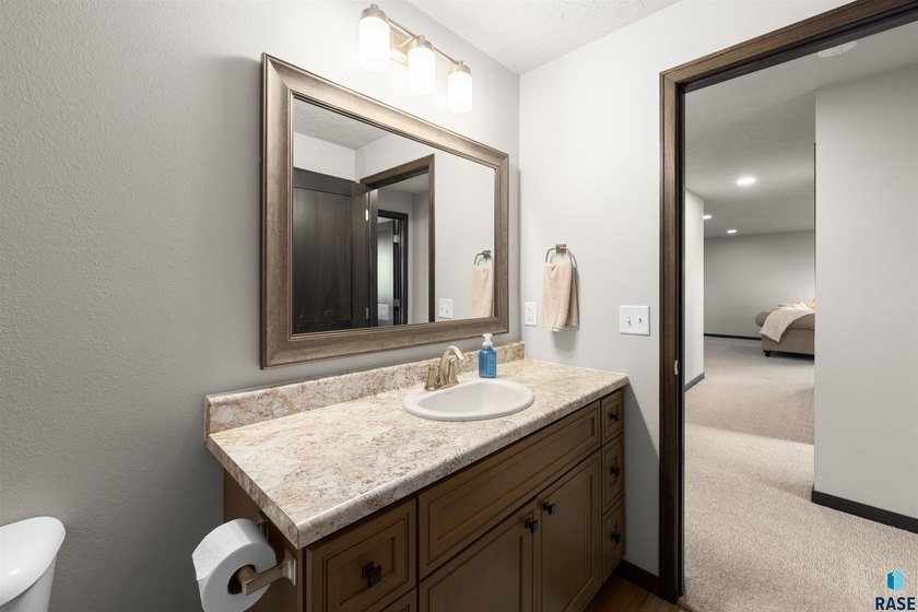 Welcome to this beautifully custom-built 2020 ranch, ideally - photo 46