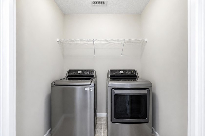 ELEVATOR ACCESS TO ALL THREE LEVELS! Welcome to 27 Palmas Drive - photo 32