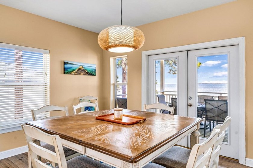 Beautiful Gary Ulrich custom built bay front home. Boat dock - photo 11
