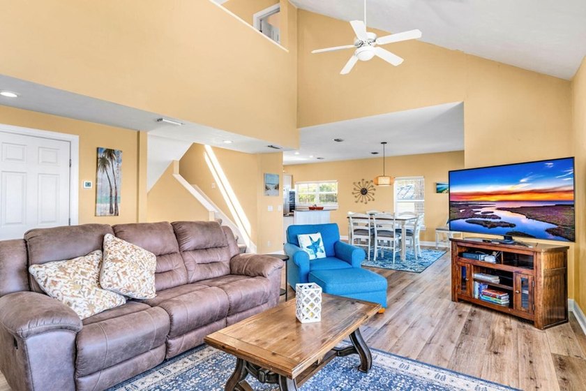 Beautiful Gary Ulrich custom built bay front home. Boat dock - photo 15