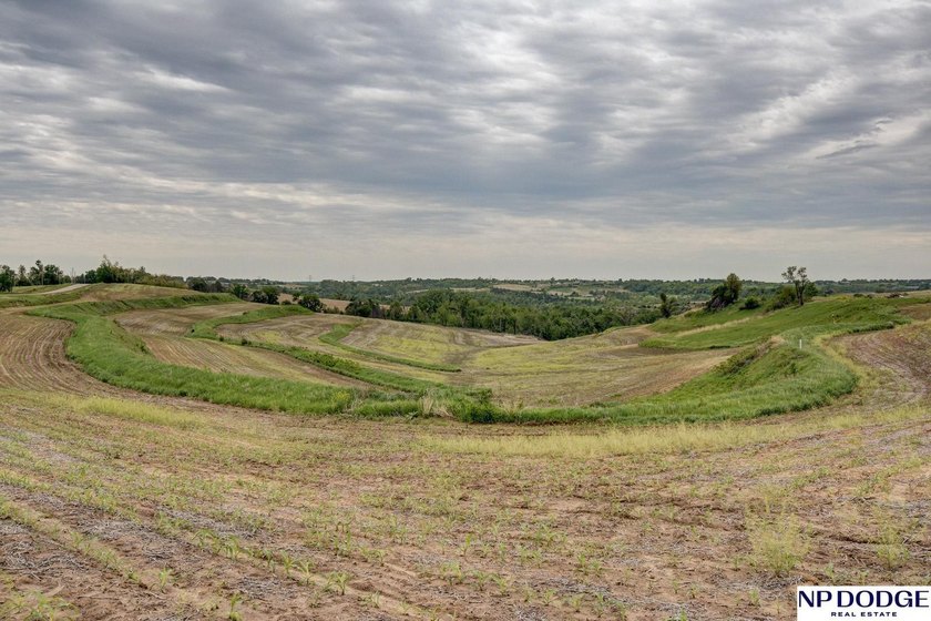 Rare opportunity to own a beautiful piece of land with - photo 21