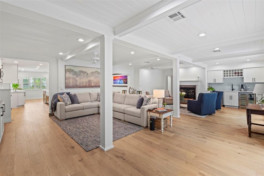 Welcome to 480 W. Davis Boulevard, where timeless Davis Islands - photo 21