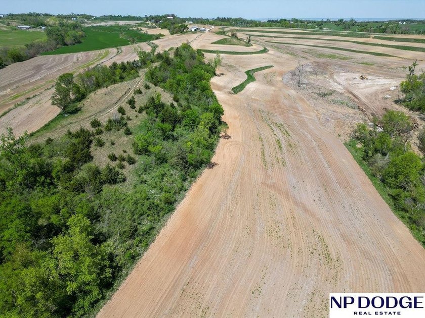 Rare opportunity to own a beautiful piece of land with - photo 24