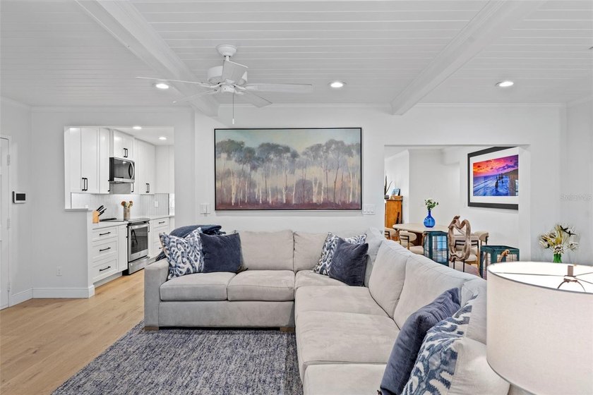 Welcome to 480 W. Davis Boulevard, where timeless Davis Islands - photo 26
