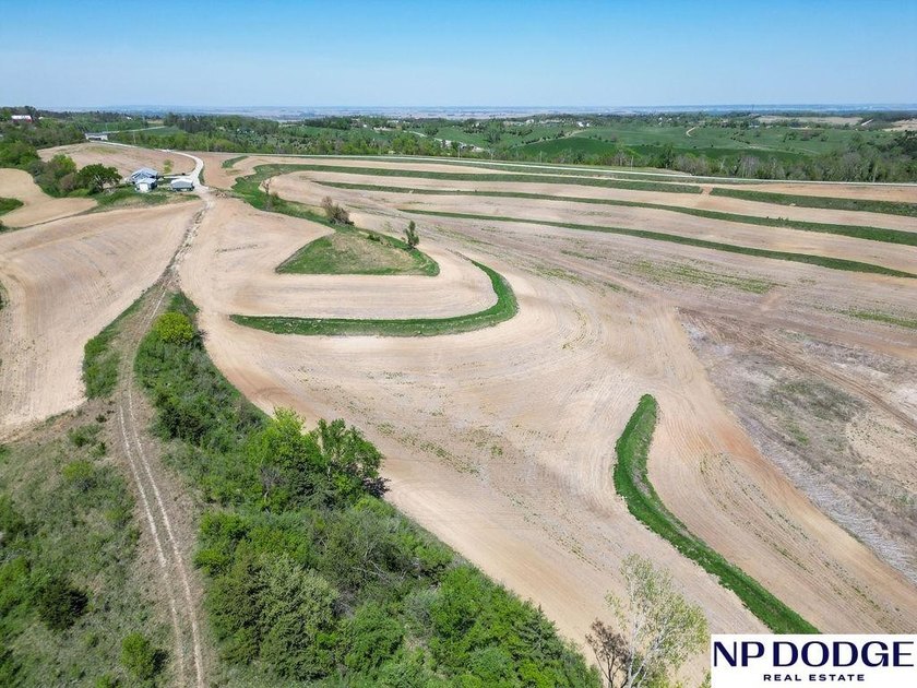 Rare opportunity to own a beautiful piece of land with - photo 28