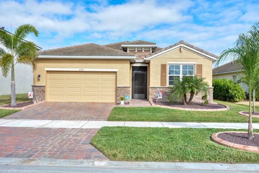 Welcome Home to this amazing eco-friendly / energy efficient - photo 2