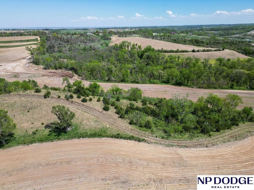 Rare opportunity to own a beautiful piece of land with - photo 50