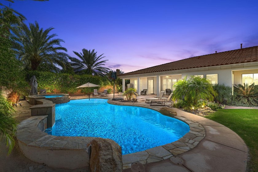 Welcome to Talante Retreat, a fully furnished luxury home - photo 2
