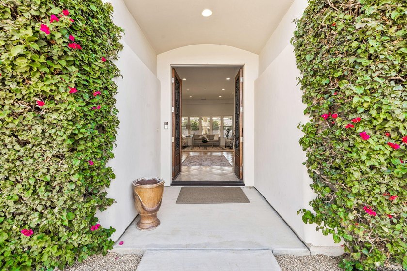 Welcome to Talante Retreat, a fully furnished luxury home - photo 6