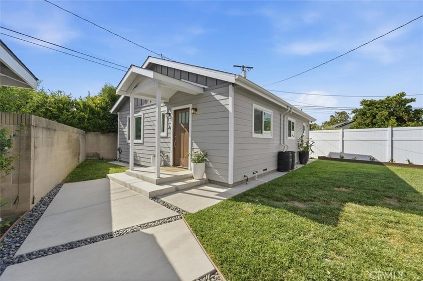 TWO ON A LOT!!! Welcome to a rare east Long Beach opportunity - photo 25