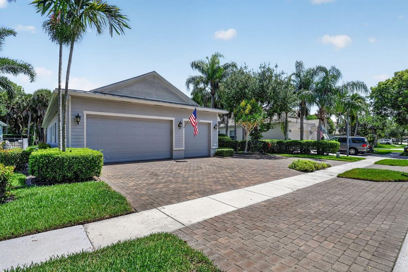Welcome to one of Palm Beach County's most desirable gated - photo 3