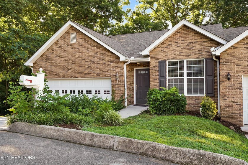 This one checks all the boxes, one level living, move-in ready - photo 5