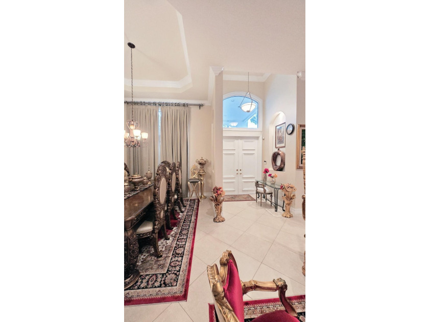 Welcome to this immaculate home in the exclusive gated community - photo 8