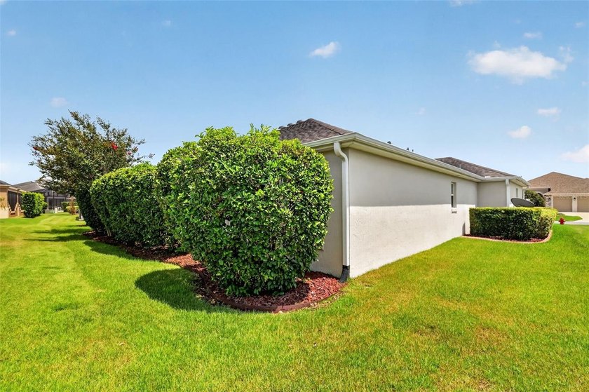 STUNNING, 3/2 BLOCK and STUCCO, designer STRETCHED GARDENIA - photo 34