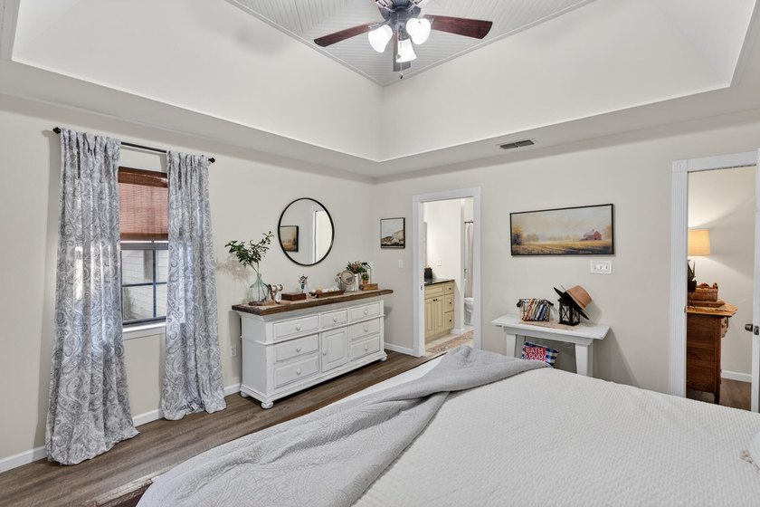 Don't miss this beautifully updated Smart Home with Florida - photo 31