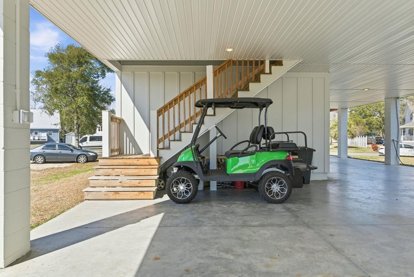 Three-bedroom, two-and-a-half-bathroom, elevated - photo 33