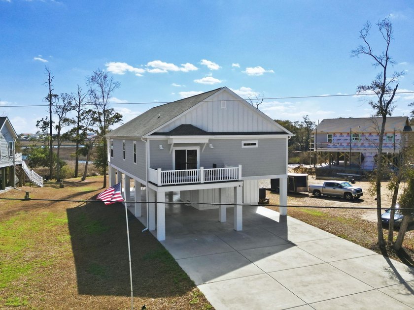 Three-bedroom, two-and-a-half-bathroom, elevated - photo 44