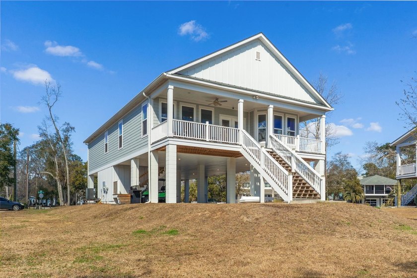 Three-bedroom, two-and-a-half-bathroom, elevated - photo 50