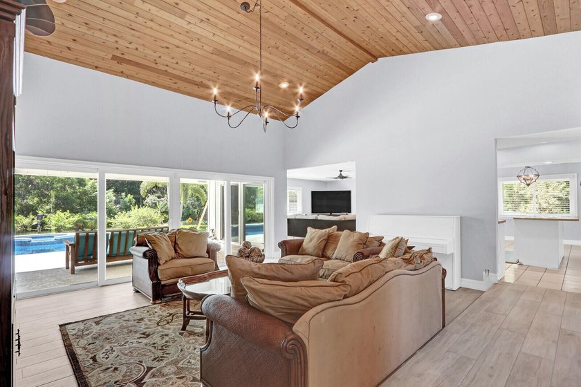 New Listing! Well-maintained 3-bedroom, 2-bath home on over an - photo 8