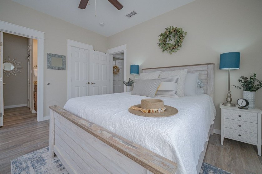 Nestled in the waterfront community of Holiday Beach, this - photo 11
