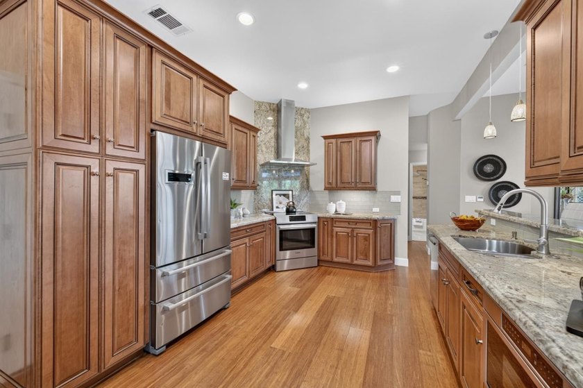 Sought after end unit location on the 13th Fairway in Village - photo 12