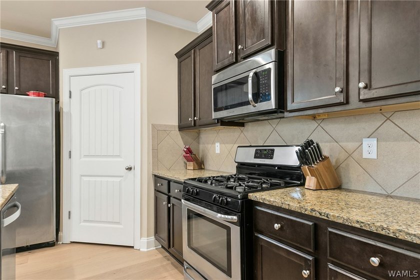 Welcome to spacious living in Neptunes Cove at The Lakes of - photo 14