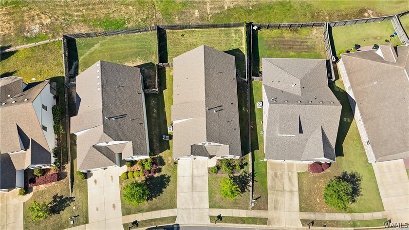 Welcome to spacious living in Neptunes Cove at The Lakes of - photo 38