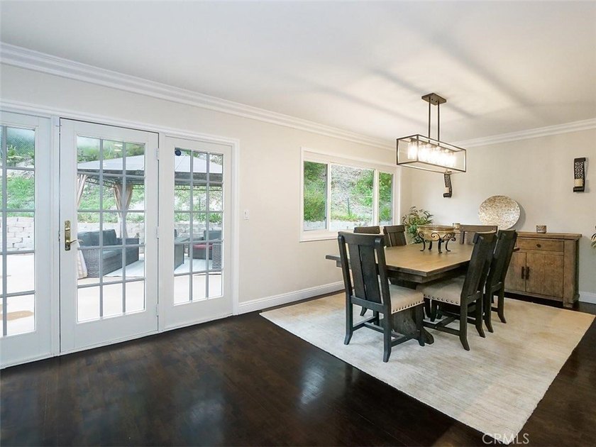Don't miss the UNIQUE OPPORTUNITY to own this beautifully - photo 9